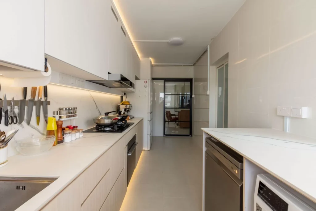 Scandavian-inspired theme for your HDB kitchen 